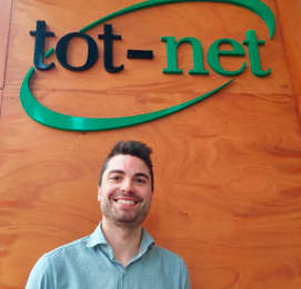 Tot-Net, especialista en la limpieza y mantenimiento de tejados y cubiertas, explica cómo son sus limpiezas técnicas