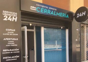 Cerralmería refuerza su servicio de cerrajeros 24 horas en Almería